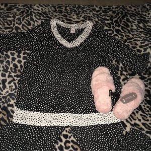 NWT Secret Treasures Super soft Sleepwear Pja Set . Slippers not included
